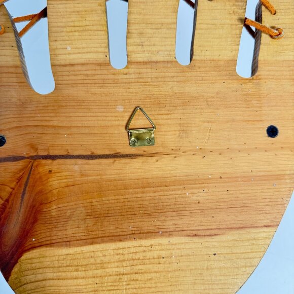 Amish Wooden Baseball Glove Rack Wall Mount Holder Mitt Boy Girl Room Decor - Picture 7 of 13